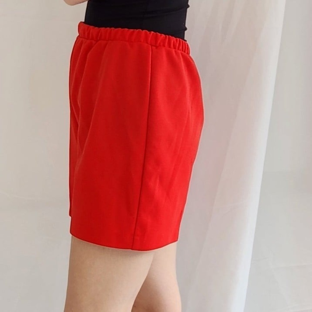 70s/80s Red‎ Gym Shorts - Picture 2 of 3